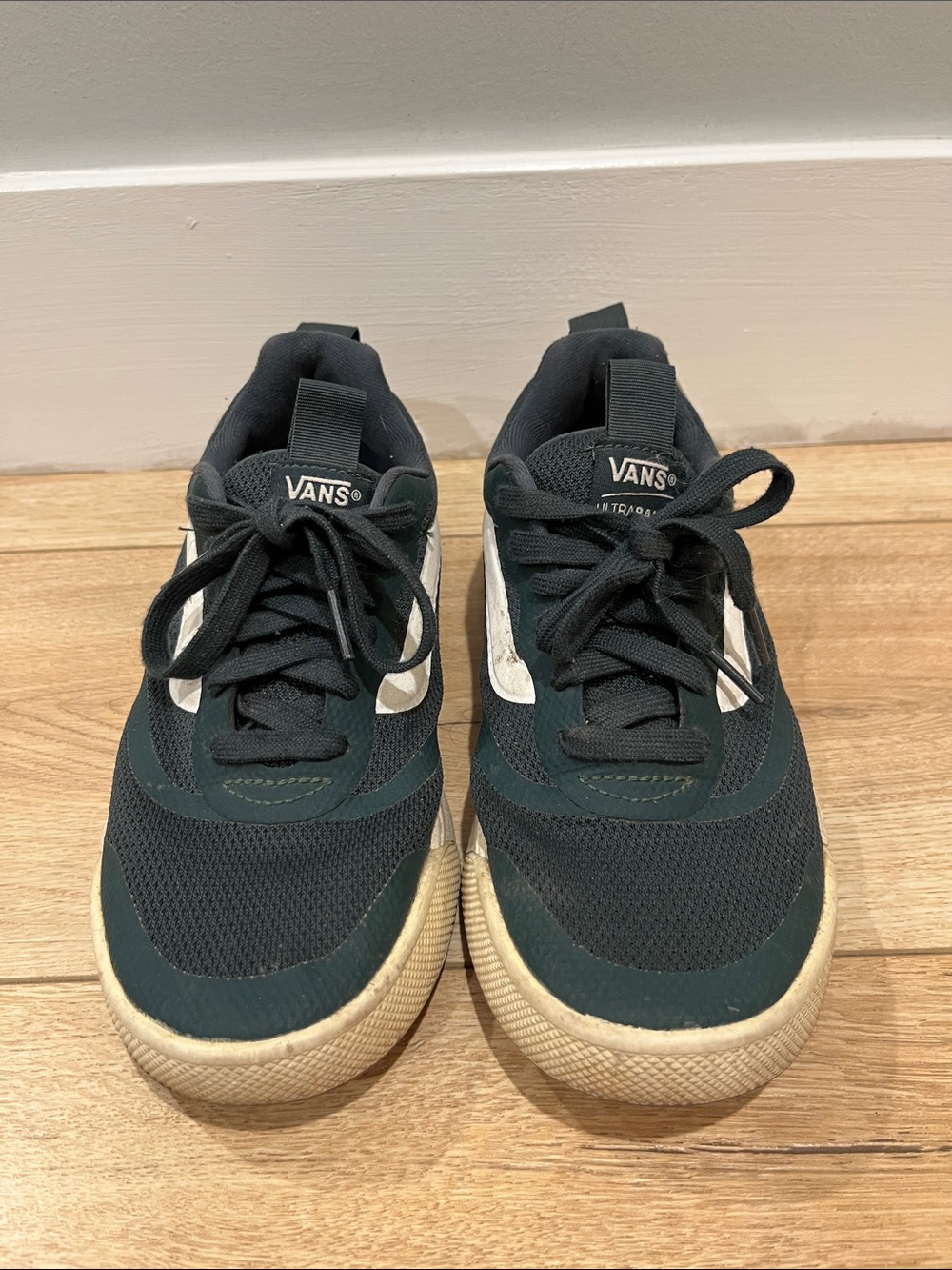 Women’s Size 7.5 Vans Dark Green and White Low-Top Sneakers